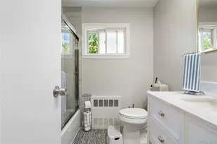 15 Ford Dr W, Massapequa, NY 11758 - Photo 10
