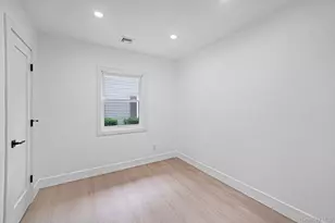 2386 New York Ave, Huntington, NY 11746 - Photo 12