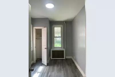 1038 E 224th Street, Bronx, NY 10466 - Photo 6