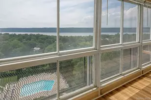 4705 Henry Hudson Pkwy, Bronx, NY 10471 - Photo 10