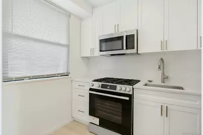 4705 Henry Hudson Parkway #15C, Bronx, NY 10471 - Photo 8