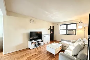 136-04 68th Dr, Flushing, NY 11367 - Photo 12