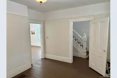 137 N Clinton Street, Poughkeepsie, NY 12601 - Photo 10