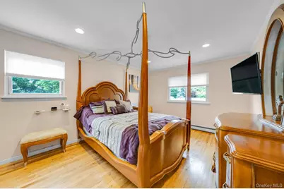 62 Oneida Avenue, South Setauket, NY 11720 - Photo 20