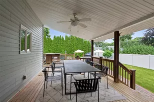 41 Homewood Dr, Hampton Bays, NY 11946 - Photo 14