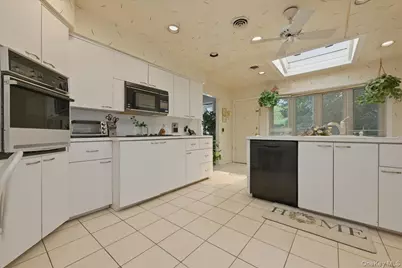 566 Harrison Avenue, East Meadow, NY 11554 - Photo 20
