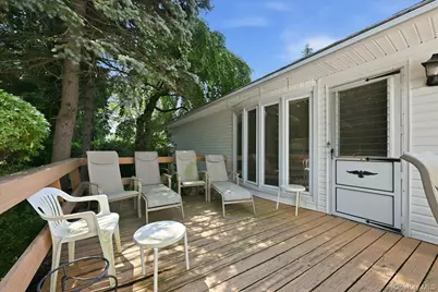 566 Harrison Avenue, East Meadow, NY 11554 - Photo 34