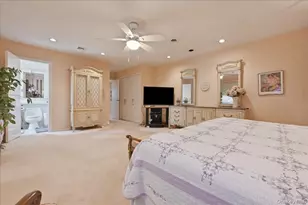 566 Harrison Ave, East Meadow, NY 11554 - Photo 28