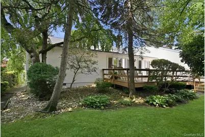 566 Harrison Avenue, East Meadow, NY 11554 - Photo 44
