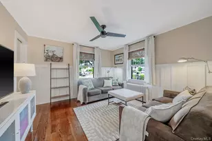 107 Jefferson St, East Islip, NY 11730 - Photo 12