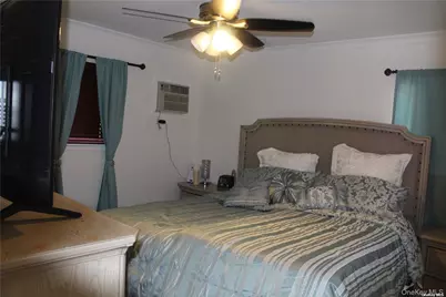 860 Udall Road, West Islip, NY 11795 - Photo 10