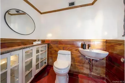 556 State Street, Hudson, NY 12534 - Photo 14