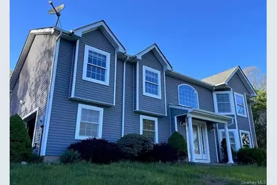 8 Melissa Court, Warwick, NY 10990 - Photo 2