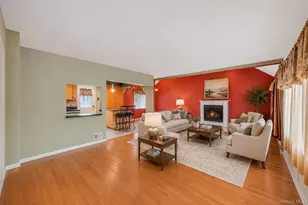 2 Briggs St, Hicksville, NY 11801 - Photo 6
