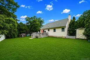 358 Tyler Ave, Miller Place, NY 11764 - Photo 18