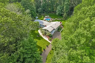 10 Longbow Road, Suffern, NY 10901 - Photo 1