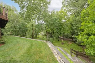 268 W Central Avenue, Pearl River, NY 10965 - Photo 22