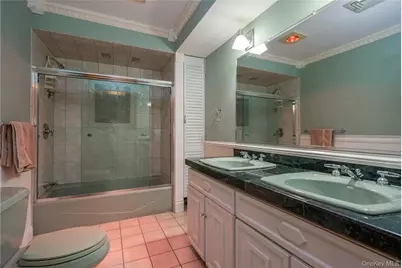 268 W Central Avenue, Pearl River, NY 10965 - Photo 18