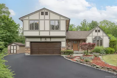 268 W Central Avenue, Pearl River, NY 10965 - Photo 1