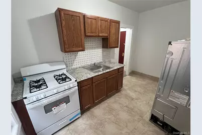 1314 Stratford Avenue, Bronx, NY 10472 - Photo 14