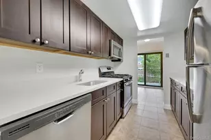 505 White Plains Rd, Eastchester, NY 10709 - Photo 12