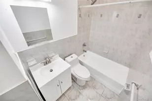 140-14 Charles Ln, Springfield Gardens, NY 11413 - Photo 12