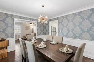 20 Beverly Pkwy, Freeport, NY 11520 - Photo 6