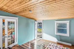 16 Old Stump Rd, Brookhaven, NY 11719 - Photo 10