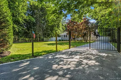 16 Old Stump Road, Brookhaven, NY 11719 - Photo 2