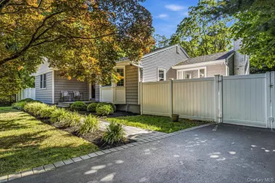 16 Old Stump Road, Brookhaven, NY 11719 - Photo 4