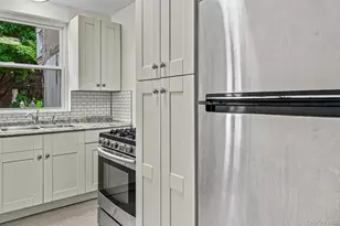 20-46 26th St, Astoria, NY 11105 - Photo 12