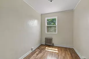 20-46 26th St, Astoria, NY 11105 - Photo 14