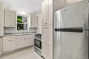 20-46 26th St, Astoria, NY 11105 - Photo 10