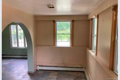 40 East Avenue, Freeport, NY 11520 - Photo 2