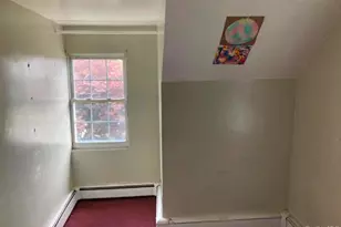 40 East Ave, Freeport, NY 11520 - Photo 12
