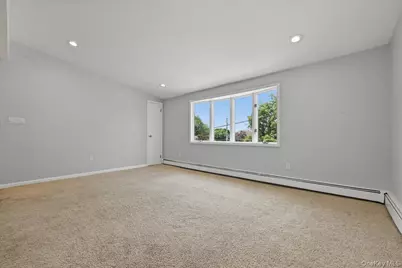 258 Marguerite Avenue, Floral Park, NY 11001 - Photo 24