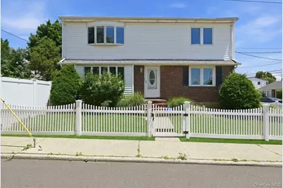 258 Marguerite Avenue, Floral Park, NY 11001 - Photo 1