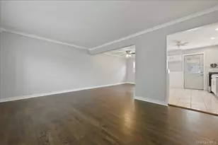 258 Marguerite Ave, Floral Park, NY 11001 - Photo 4