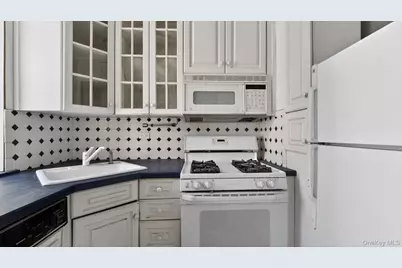 353 W 56th Street #9B, New York, NY 10019 - Photo 12