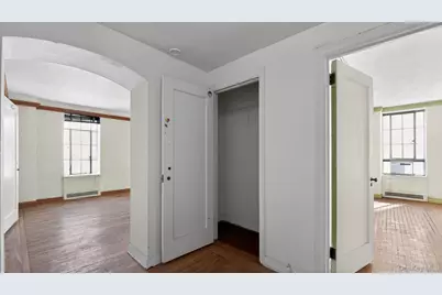353 W 56th Street #9B, New York, NY 10019 - Photo 4