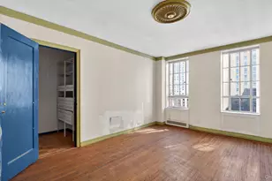 353 W 56th St, New York, NY 10019 - Photo 14
