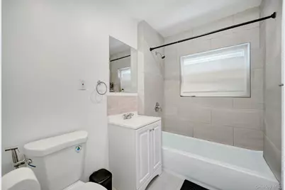 2067 Chatterton Avenue, Bronx, NY 10472 - Photo 18