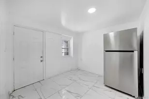 2067 Chatterton Ave, Bronx, NY 10472 - Photo 22