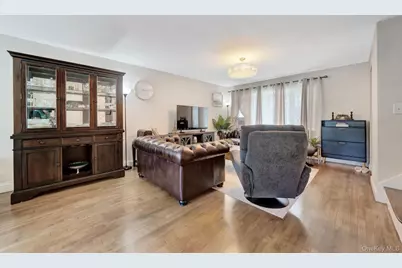 2067 Chatterton Avenue, Bronx, NY 10472 - Photo 6