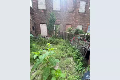 18 Agate Court, Brooklyn, NY 11213 - Photo 4