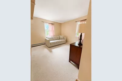 7 Twin Court, Pearl River, NY 10965 - Photo 8