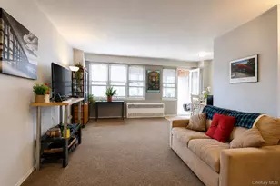 43-10 Kissena Blvd, Flushing, NY 11355 - Photo 18