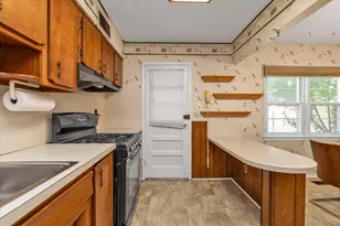 281 Wheeler Ave, Valley Stream, NY 11580 - Photo 10