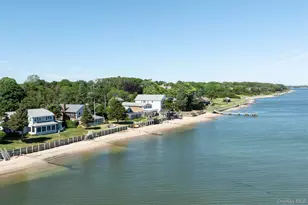 300 Terry Path, Mattituck, NY 11952 - Photo 18