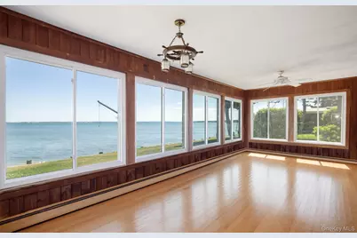 300 Terry Path, Mattituck, NY 11952 - Photo 8